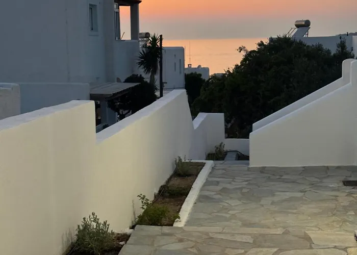 Marielen House * Πάρος